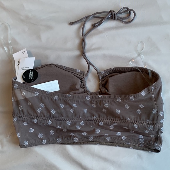 Gilly Hicks Convertible Mesh Daisy Bralette Halter Top - Picture 5 of 6